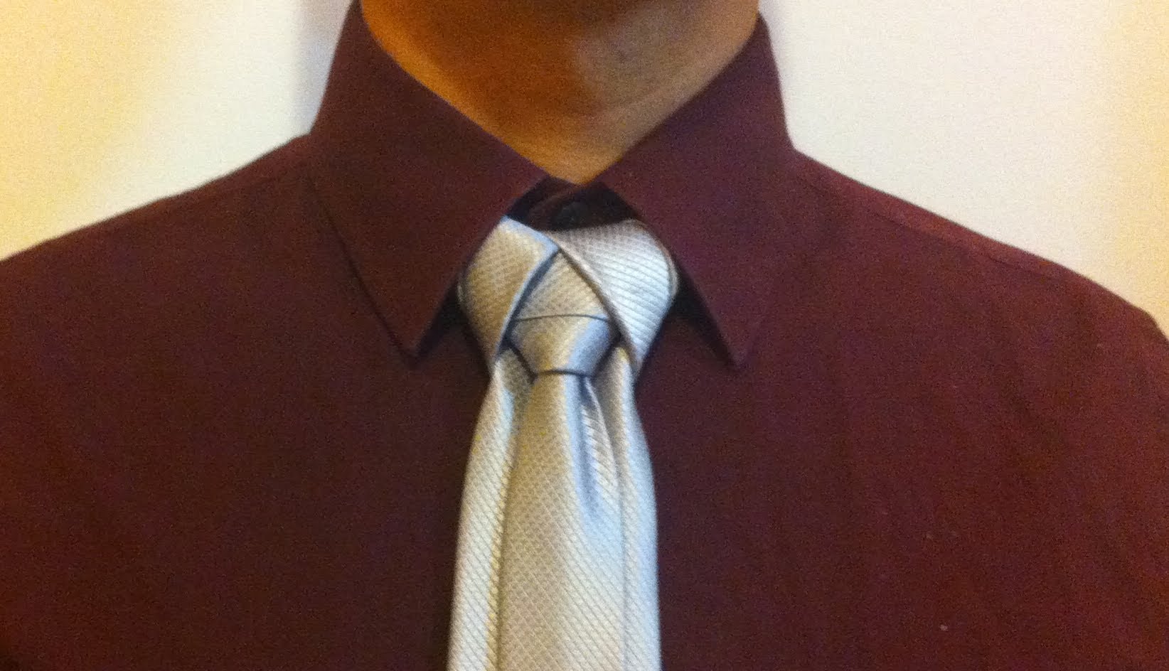 Como hacer un nudo de corbata fácil