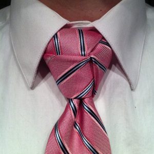 noeud de cravate trinité