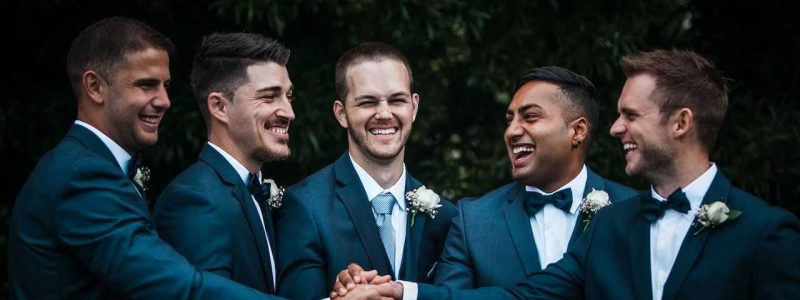 Cravate ou nœud papillon ?