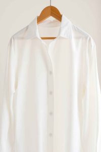 Astuces pour repasser des chemises pour homme